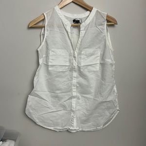 Gap XS white linen tank top loosely fit blouse